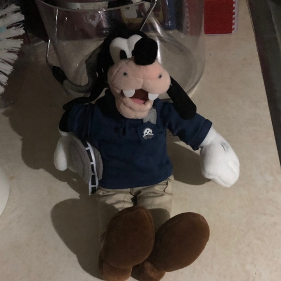 🎠Vintage Disneyland Hollywood Pictures Goofy Plush Doll- 90A - Picture 1 of 5